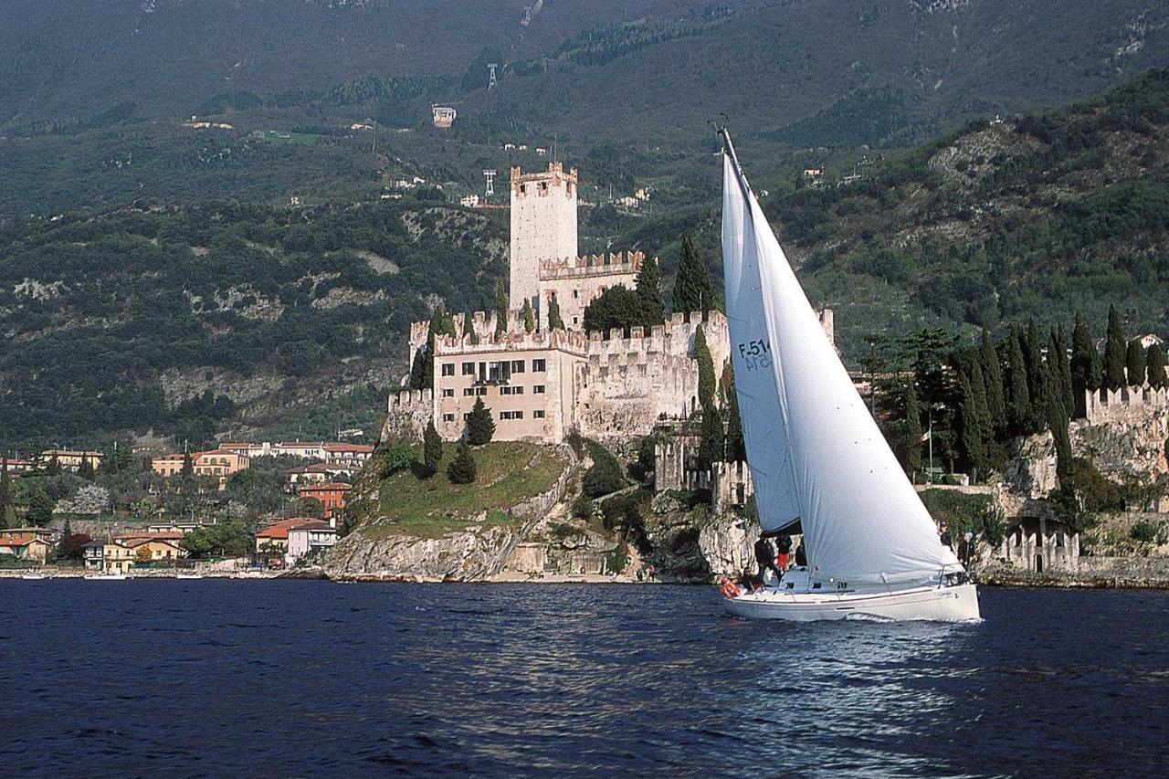 Bellavista Apartment Malcesine Bagian luar foto