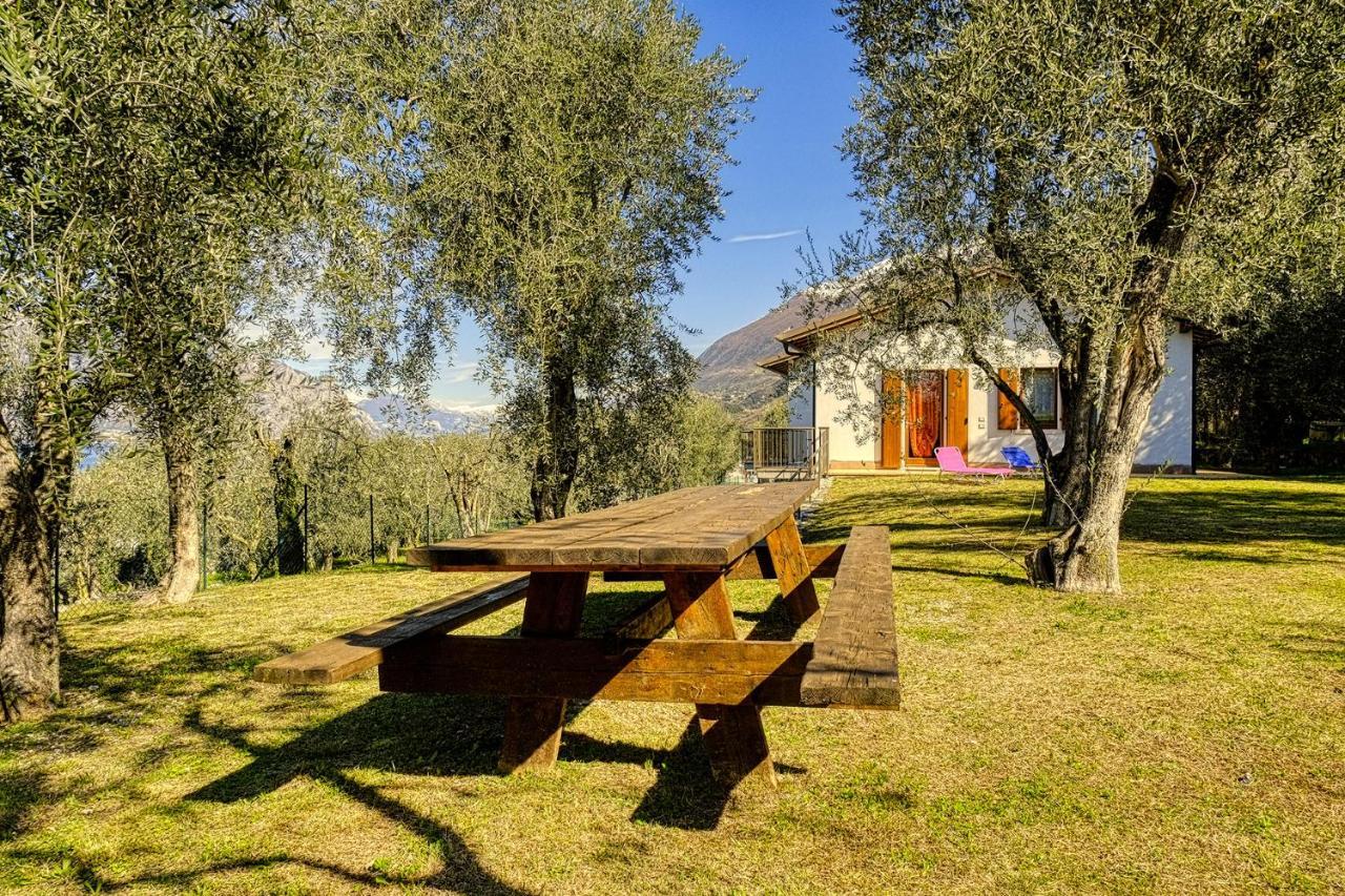 Bellavista Apartment Malcesine Bagian luar foto