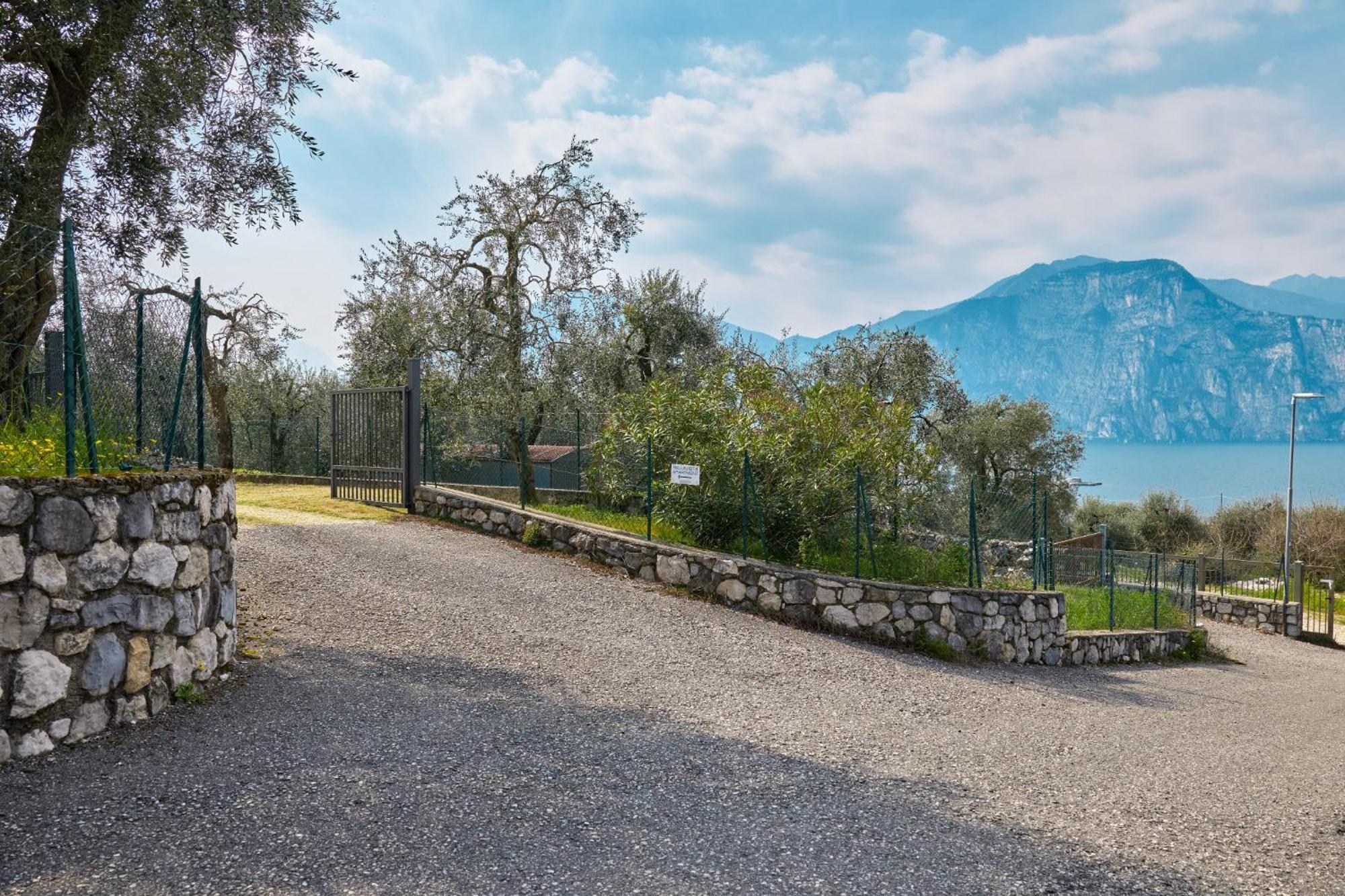 Bellavista Apartment Malcesine Bagian luar foto