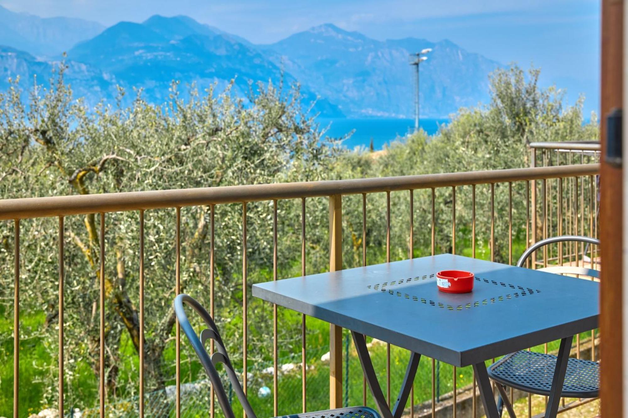 Bellavista Apartment Malcesine Bagian luar foto